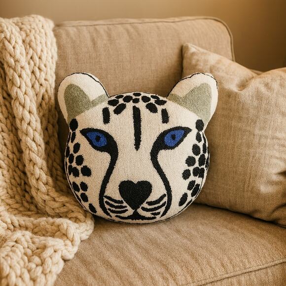 Leopard Cheetah Faced Head Throw Pillow Occasional New W Tags - Picture 1 of 6